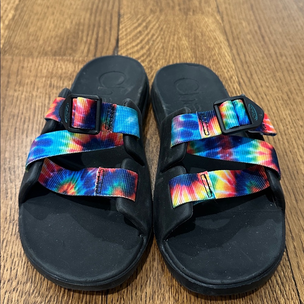 Chacos Chillos Kids Slide Sandal Light Tie Dye Sandals Big Girl Size 4